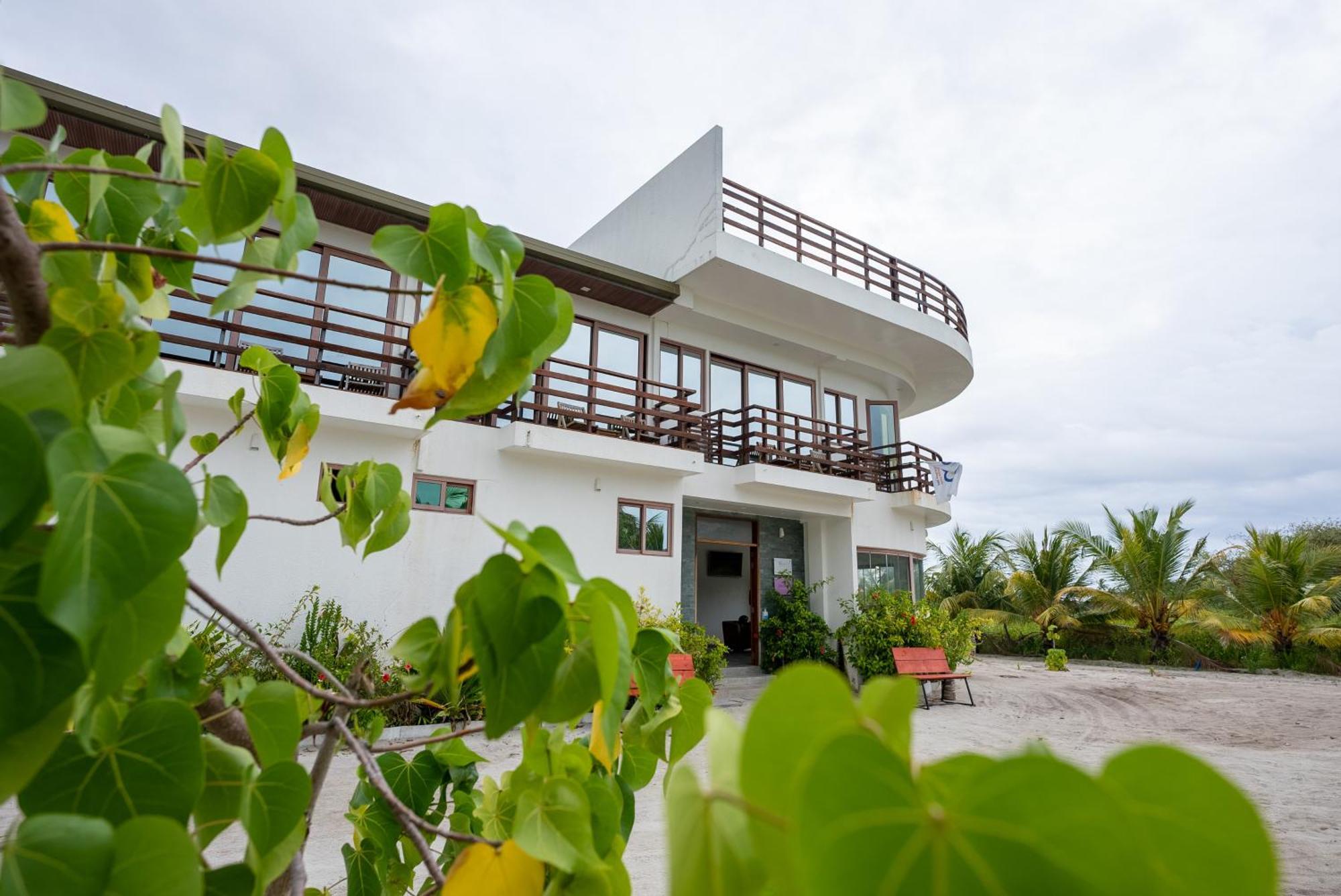 Olive Goidhoo Hotel Bagian luar foto