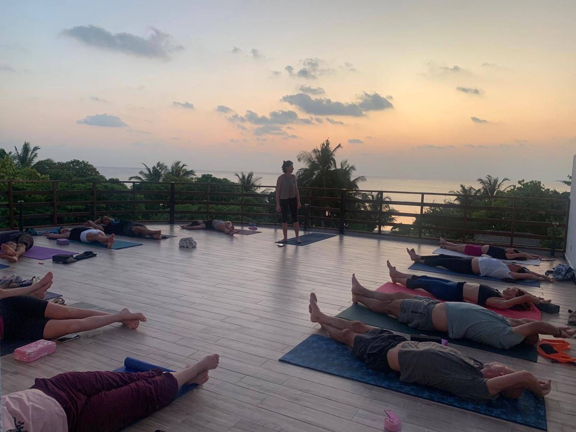 Olive Goidhoo Hotel Bagian luar foto