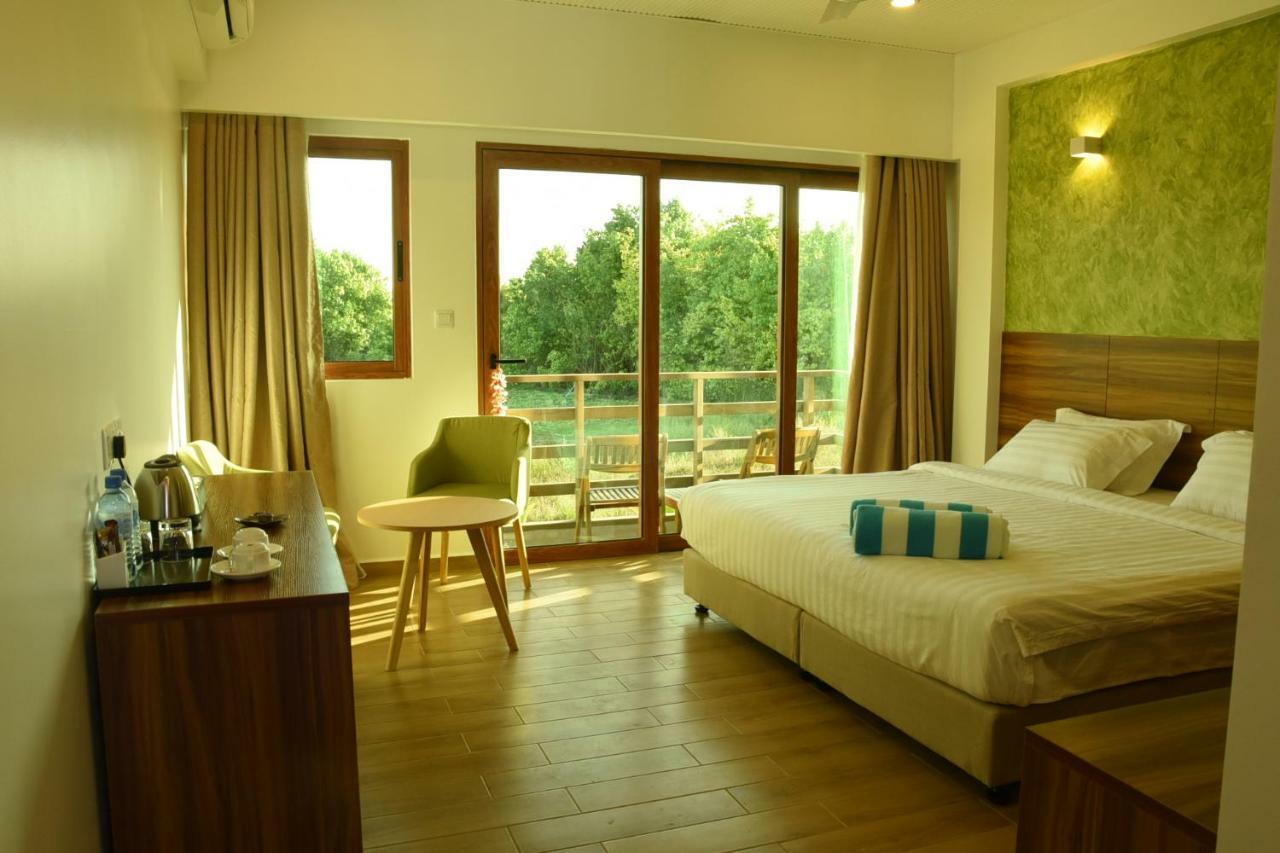 Olive Goidhoo Hotel Bagian luar foto