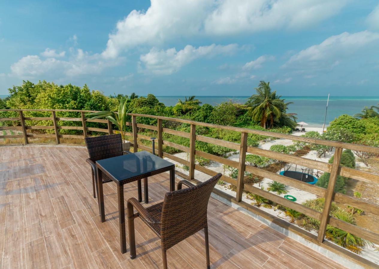Olive Goidhoo Hotel Bagian luar foto